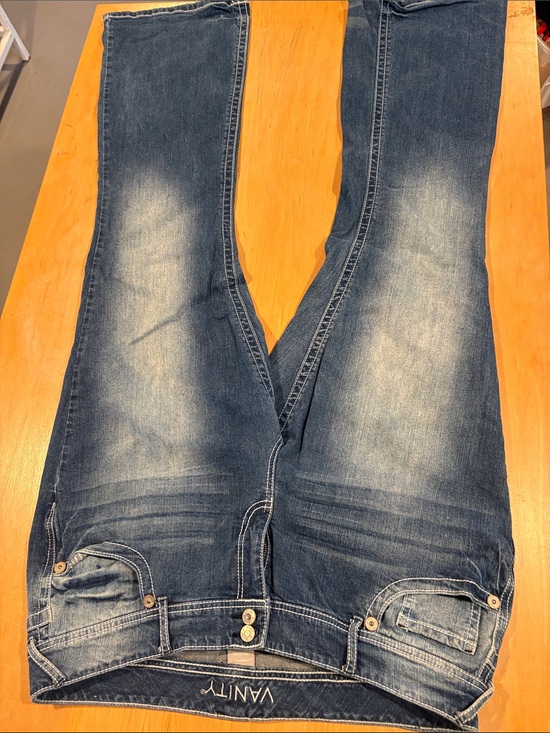 Vanity Denim - Vanity ~ Blue Washed Distressed Straight-Leg Jeans 34W 33L
